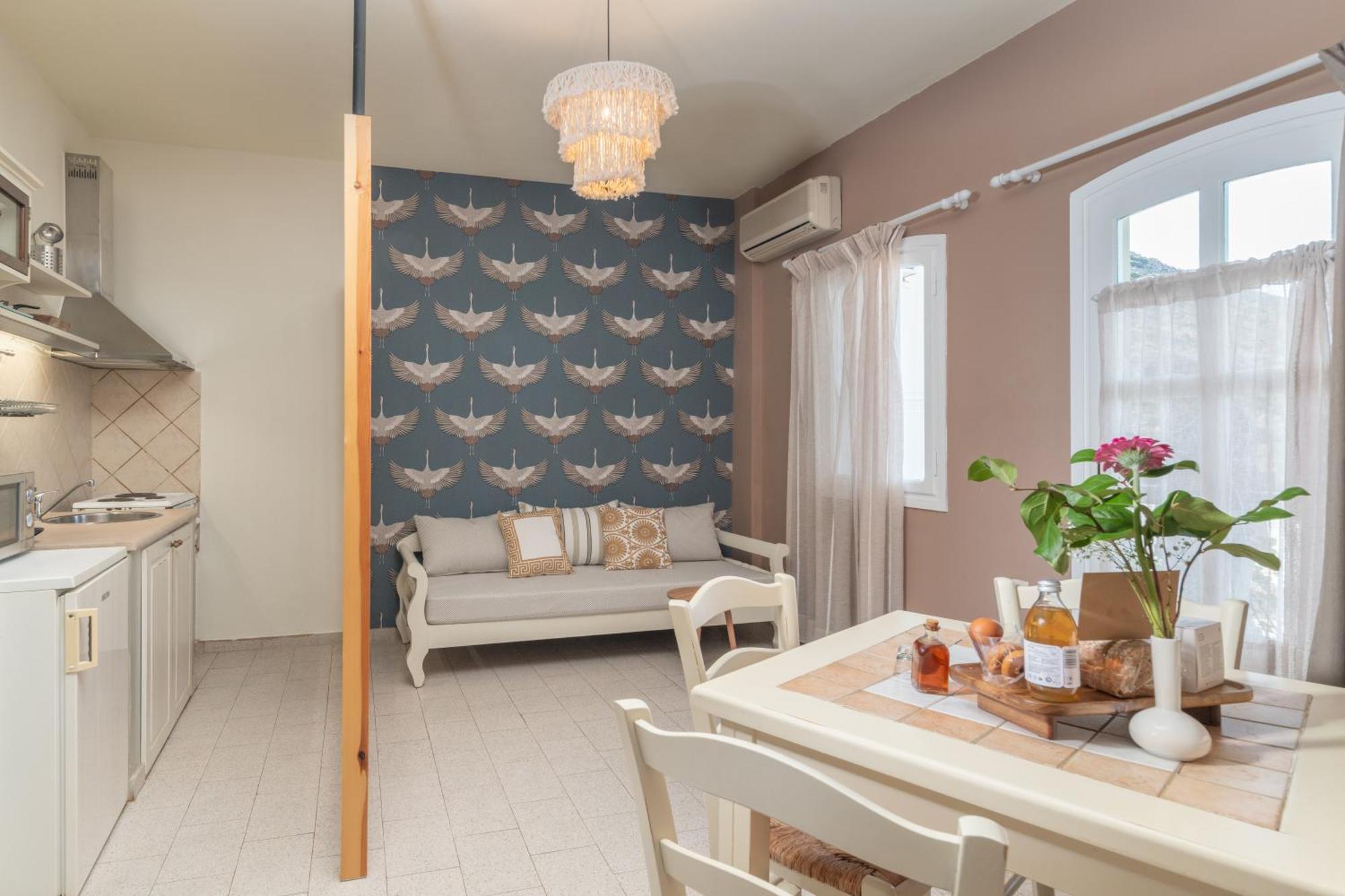 Adrakos Apartments (Adults Only) 伊罗达 外观 照片