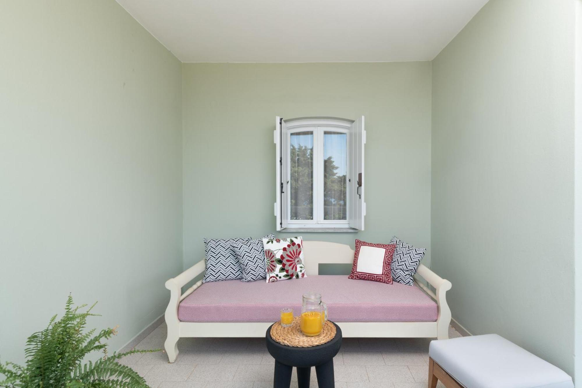 Adrakos Apartments (Adults Only) 伊罗达 外观 照片