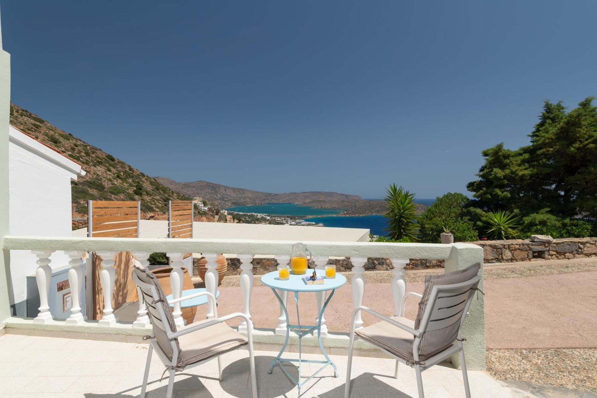Adrakos Apartments (Adults Only) 伊罗达 外观 照片